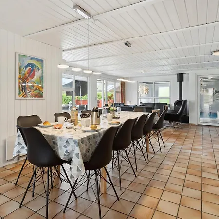 Stunning In With Indoor Swimming Pool Holiday home *